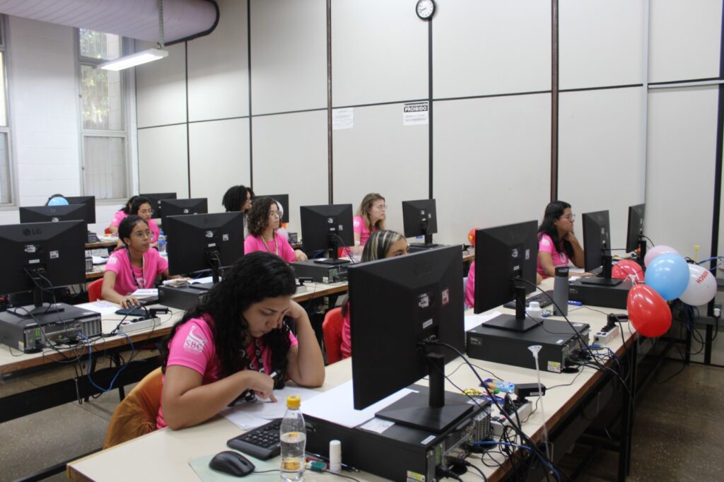 SabrinaFrazaoMFP-18-1024x682 Girl Power: alunas representam o Projeto Aranouá em eventos da Sociedade Brasileira de Computação