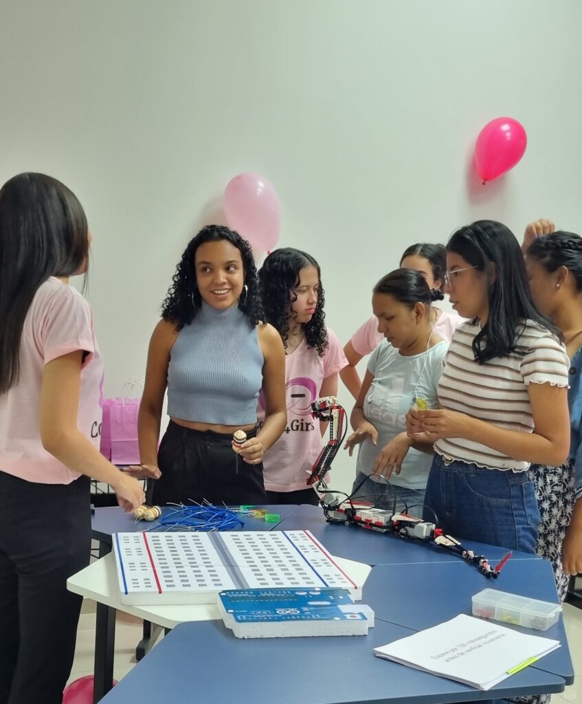 20240829_144848-847x1024 CTDI recebe o 1º Encontro Garotas da Computação, uma iniciativa do projeto Code4Girls