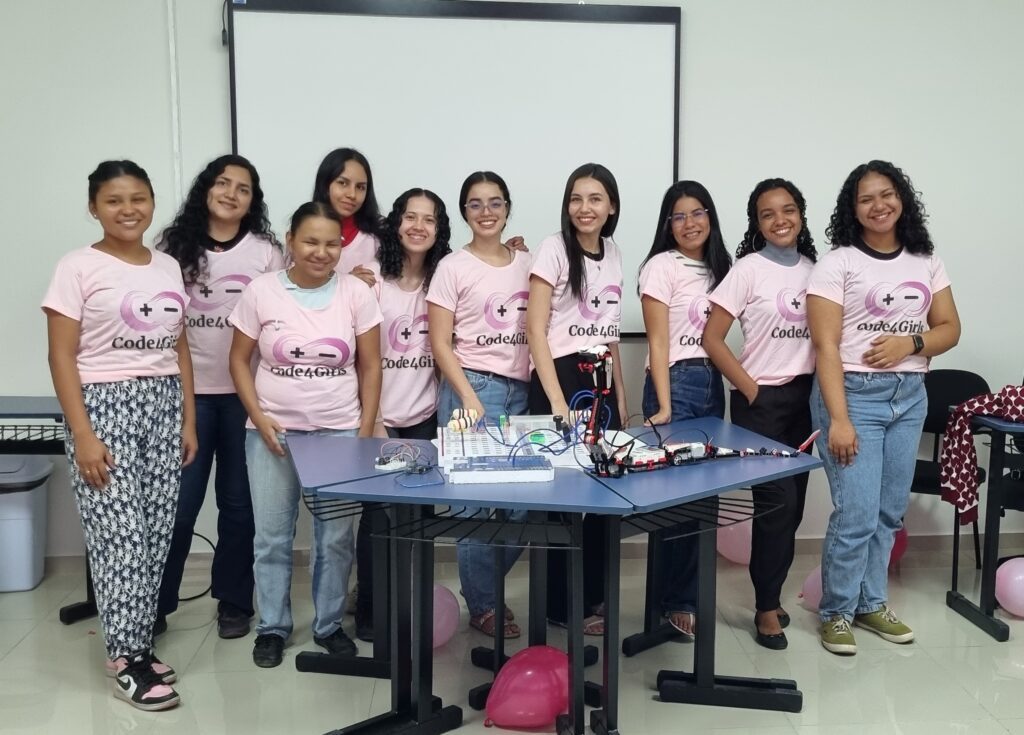 20240829_154849-1024x735 CTDI recebe o 1º Encontro Garotas da Computação, uma iniciativa do projeto Code4Girls